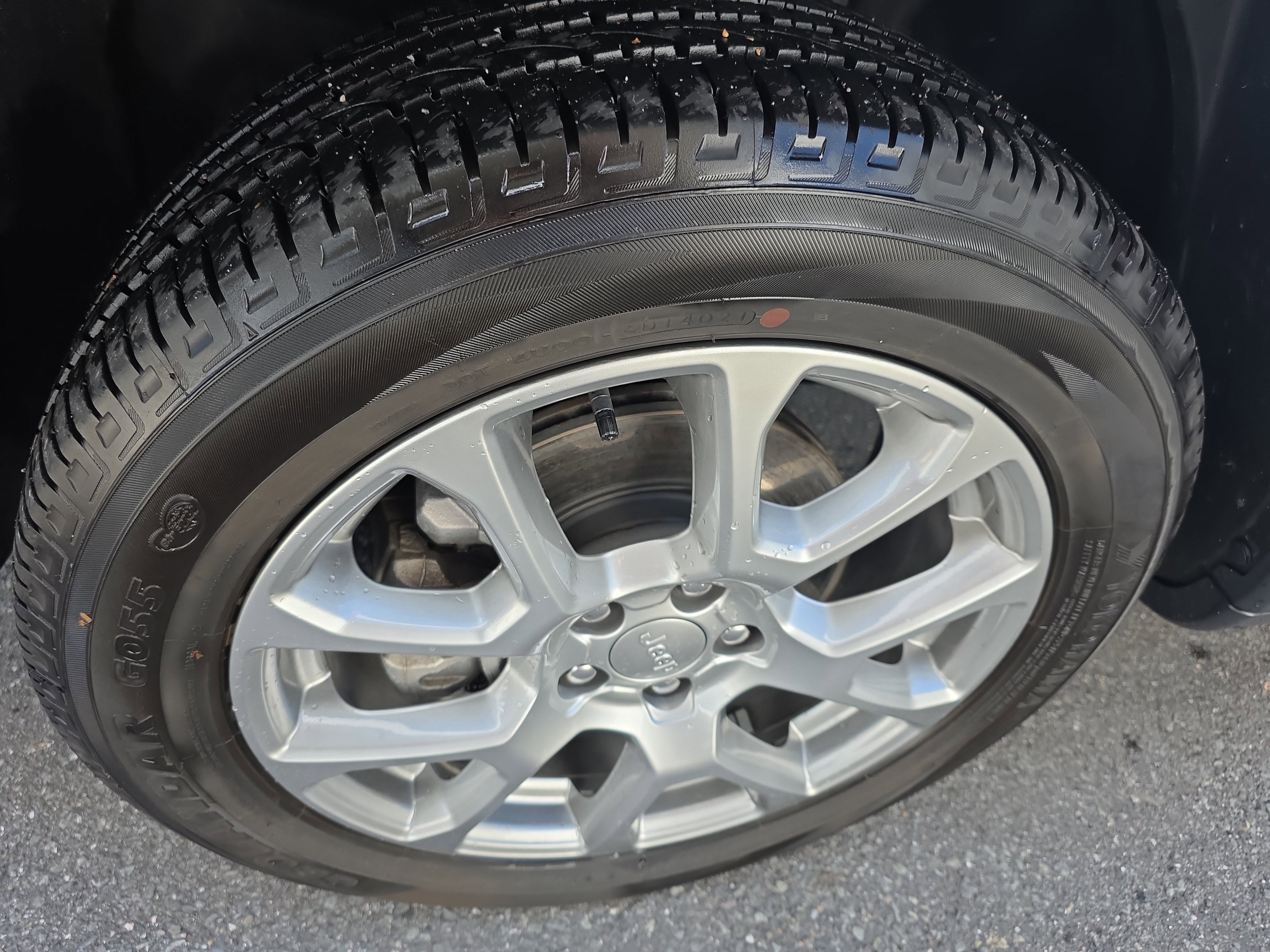 Used 2022 Jeep Compass Latitude image 13