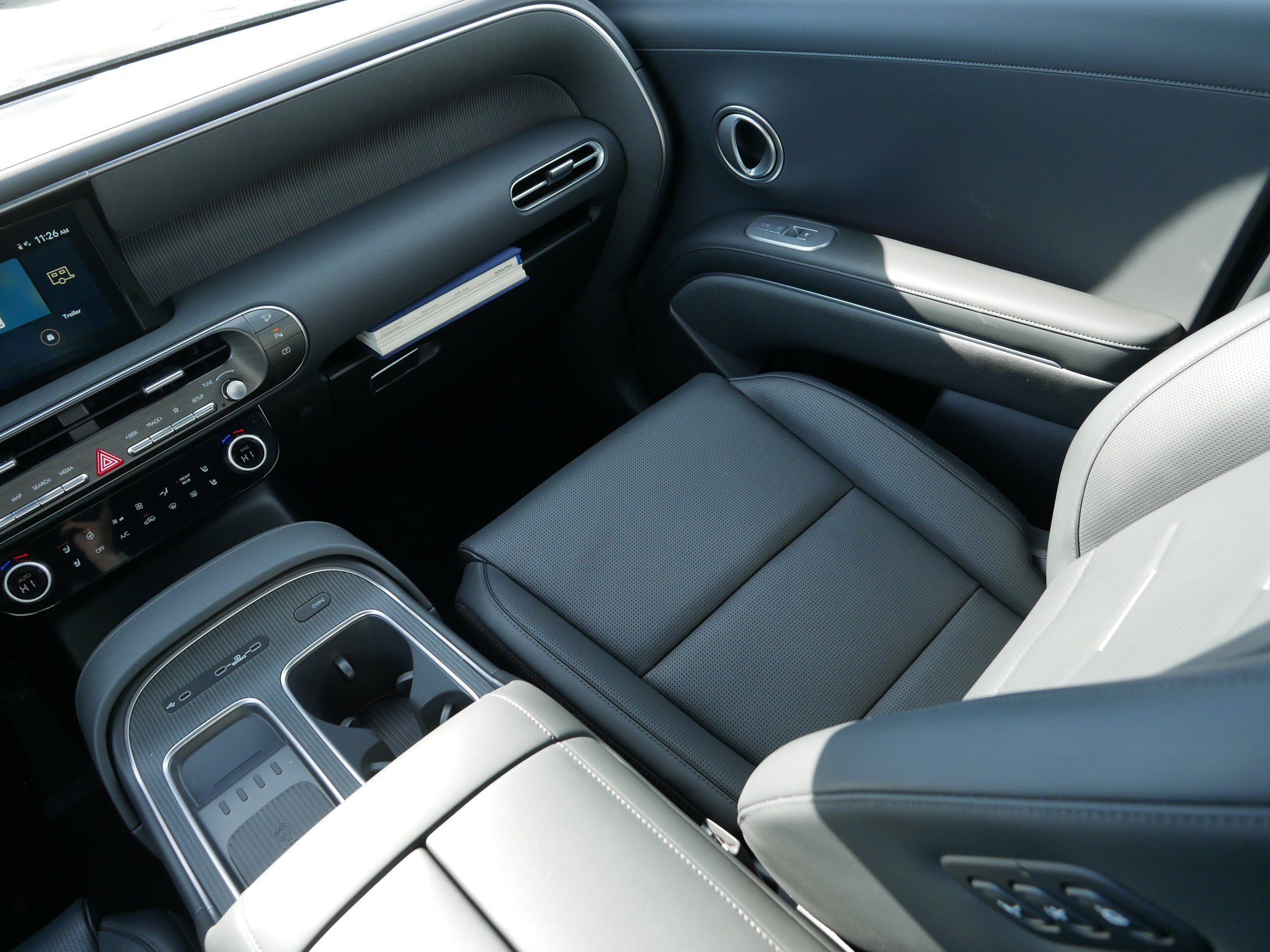 Used 2026 Hyundai Palisade Calligraphy image 11