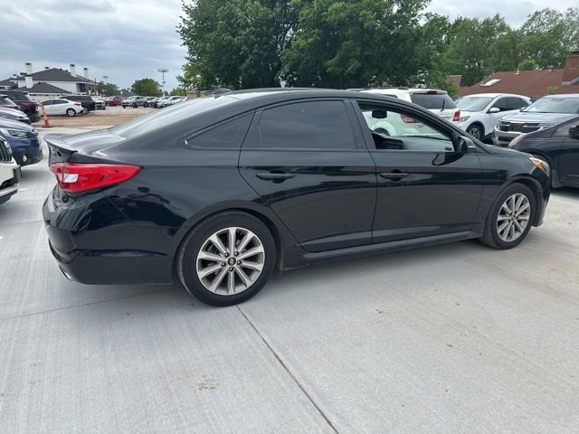 Used 2017 Hyundai Sonata Limited w/ Tech Package 03 image 14
