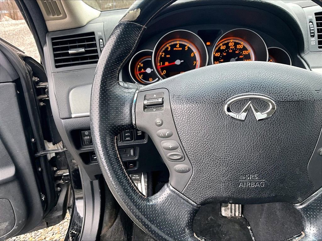 Used 2007 INFINITI M45 Sport w/ Technology Pkg image 12