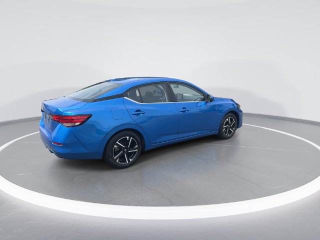 Used 2025 Nissan Sentra SV FWD image 8