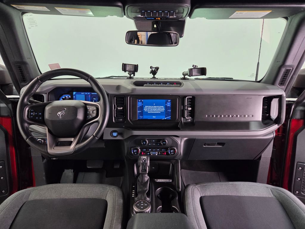 Used 2023 Ford Bronco Big Bend w/ Sasquatch Package AWD/4WD image 17