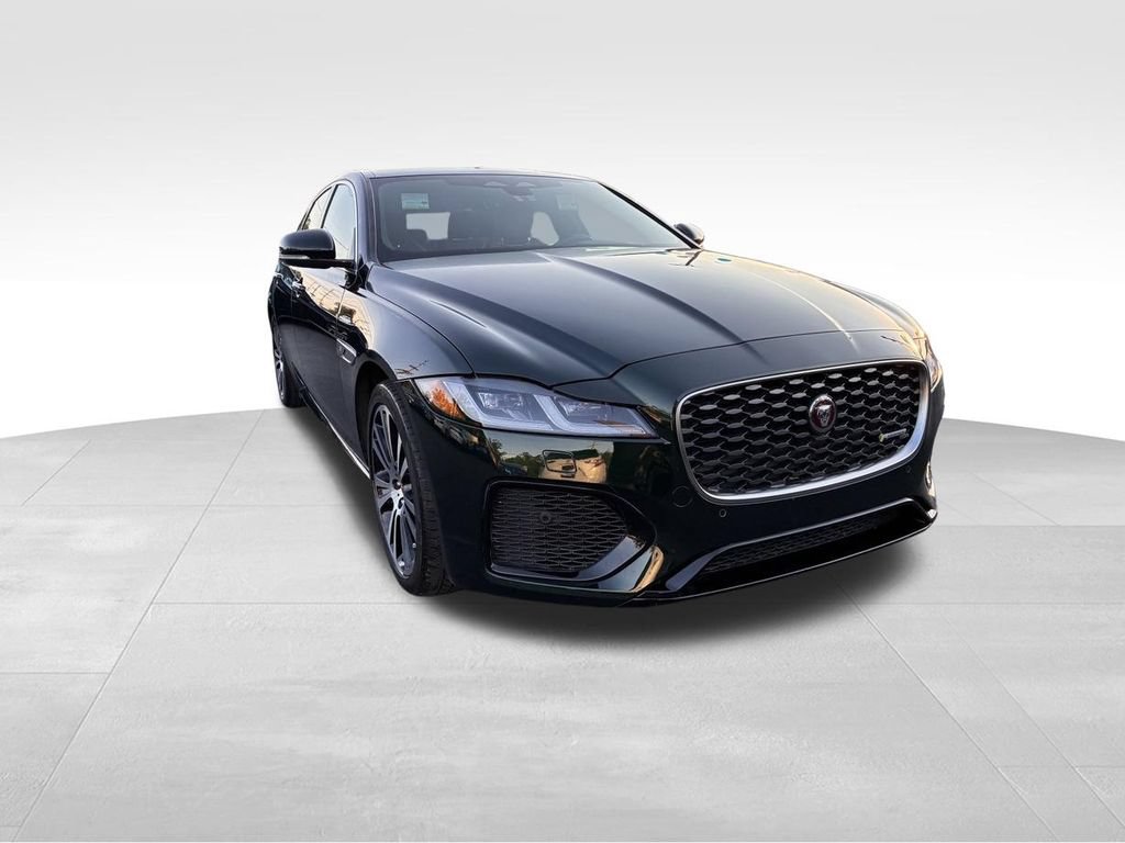 Used 2022 Jaguar XF R-Dynamic SE AWD/4WD video 1