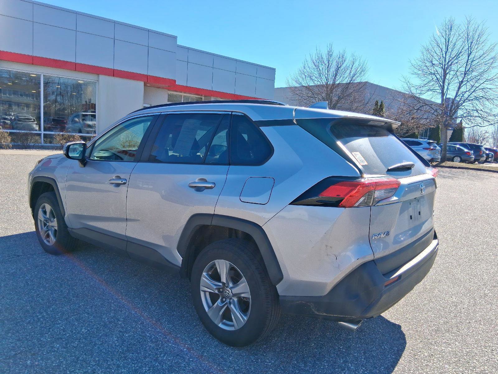 Used 2024 Toyota RAV4 XLE image 5