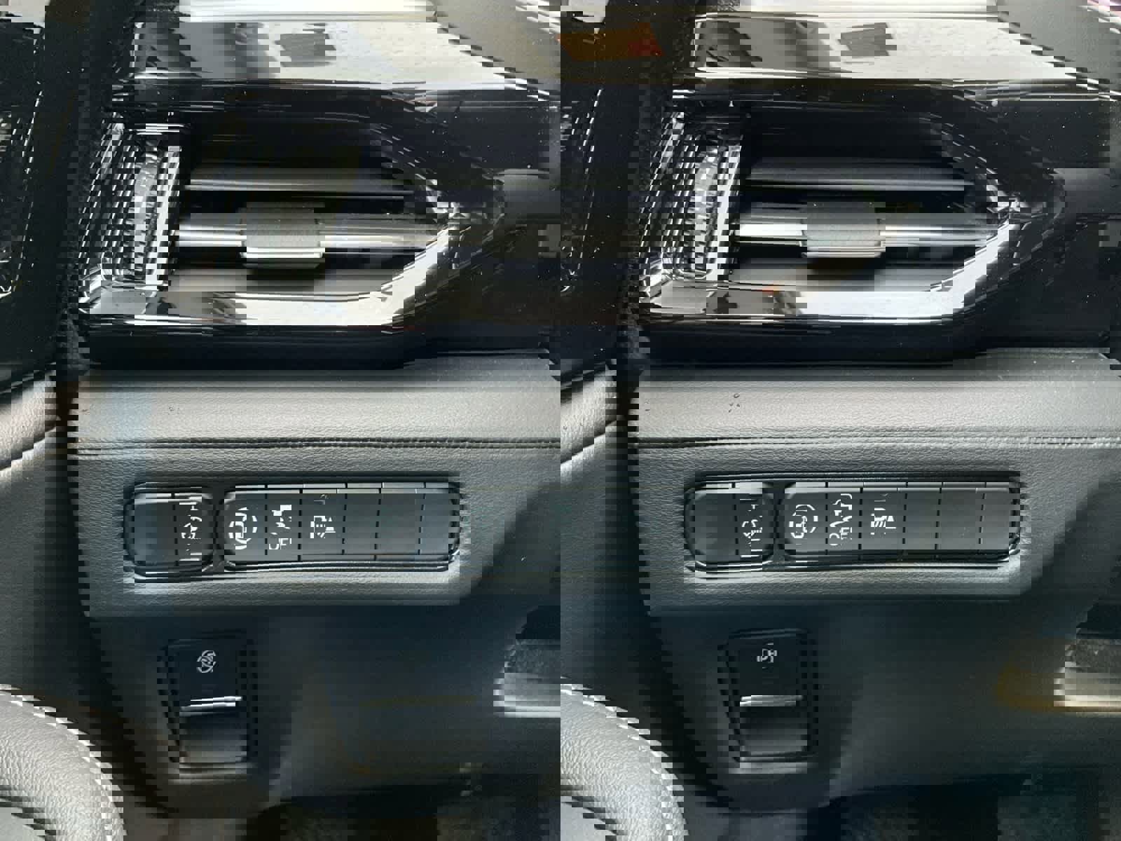 Used 2023 Acura MDX SH-AWD w/ Technology Package image 19