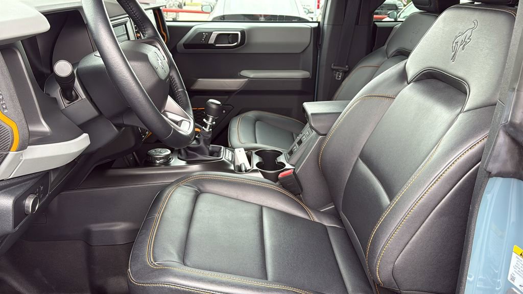 Used 2022 Ford Bronco Badlands image 9