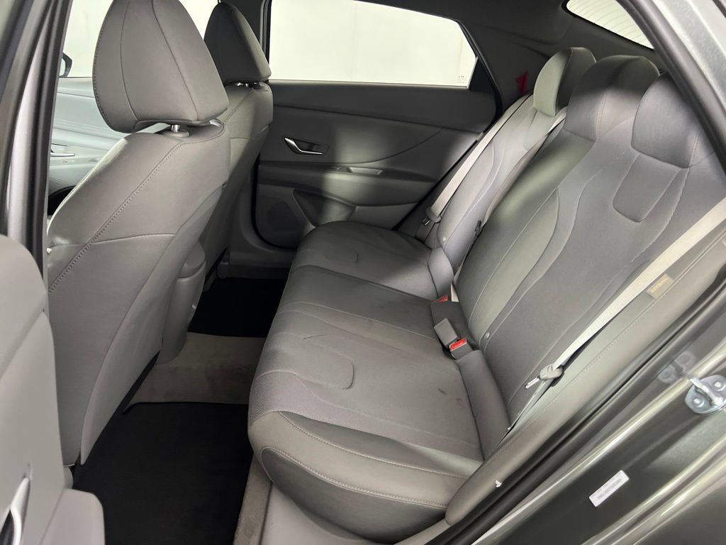 New 2026 Hyundai Elantra SE FWD image 10