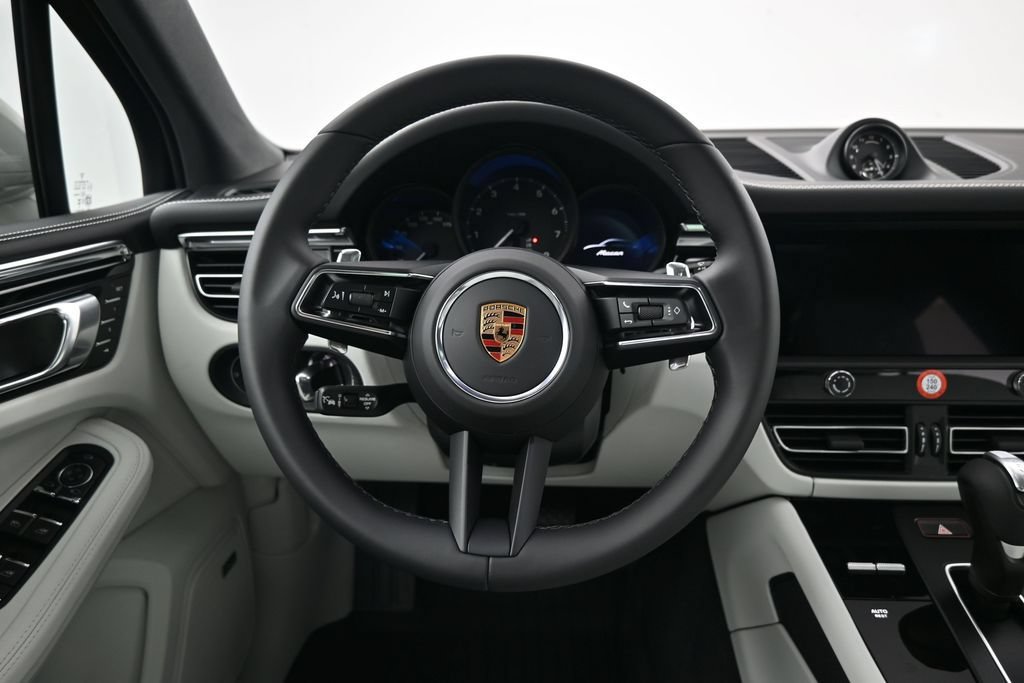 New 2026 Porsche Macan AWD/4WD image 13