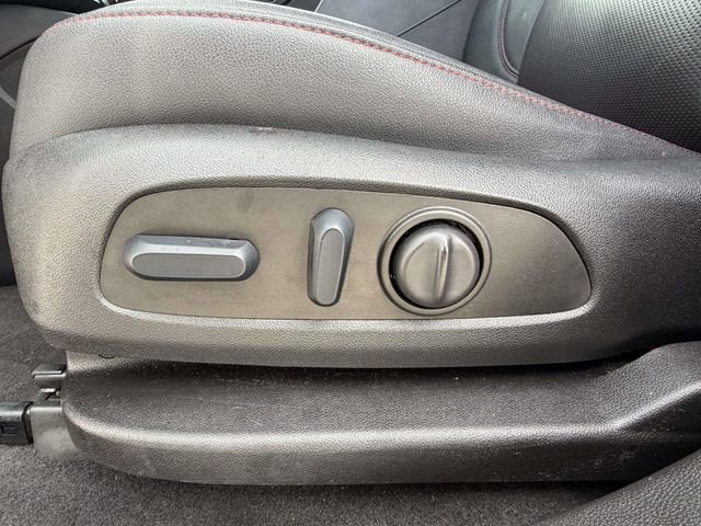 Used 2023 Chevrolet Blazer RS image 18