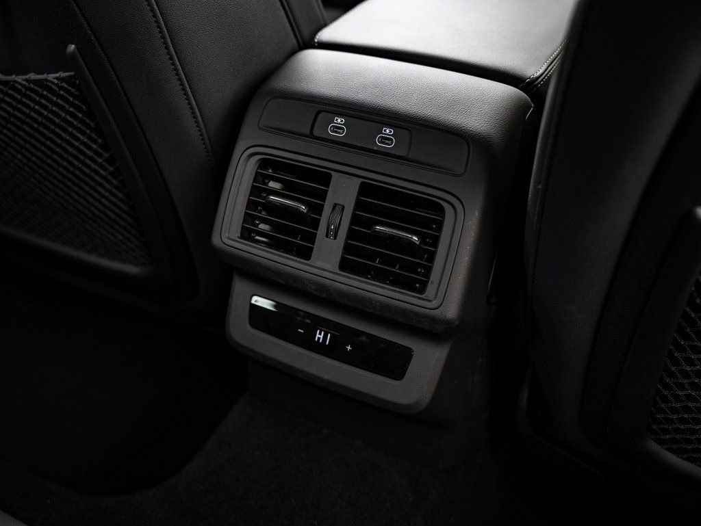 Certified 2025 Audi Q5 Premium w/ 19" Wheel Package image 34