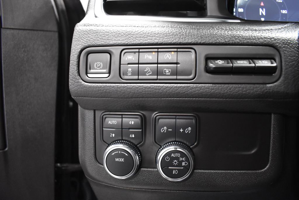 Used 2023 GMC Yukon Denali w/ LPO, Floor Liner Package image 20