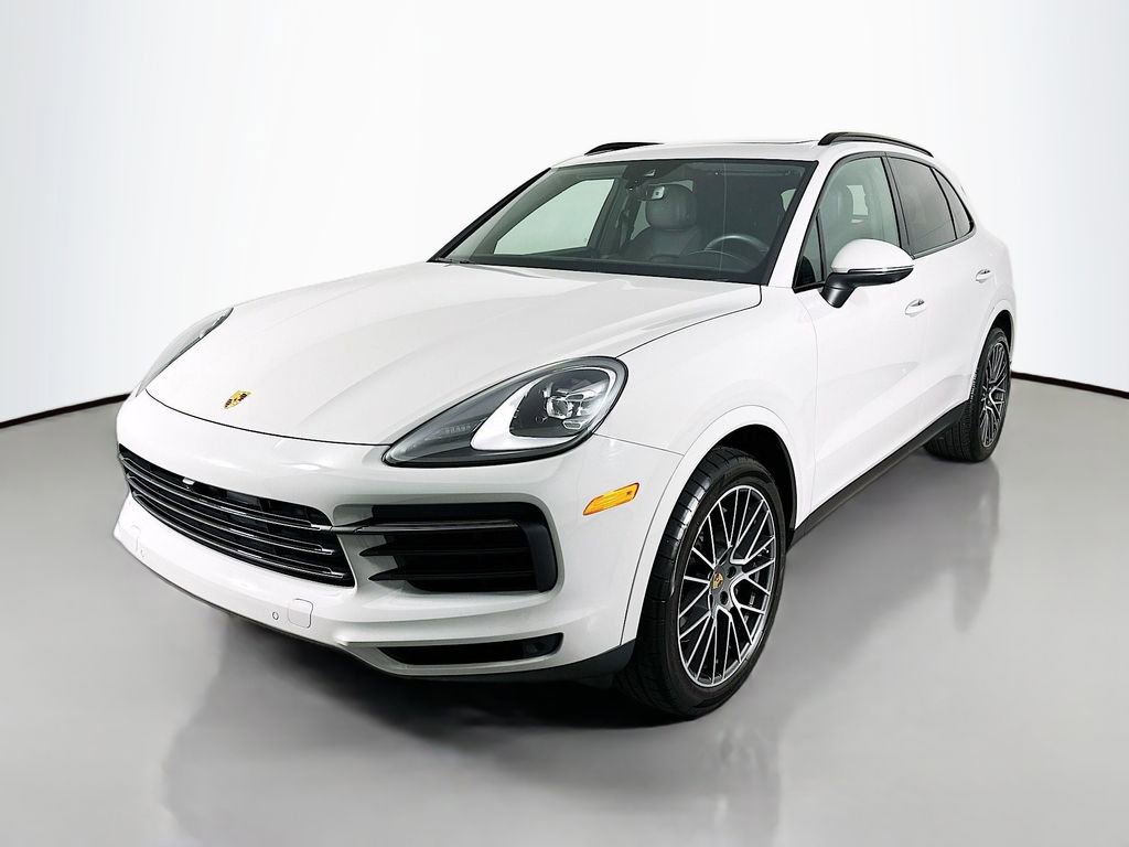 Certified 2023 Porsche Cayenne Platinum Edition image 1