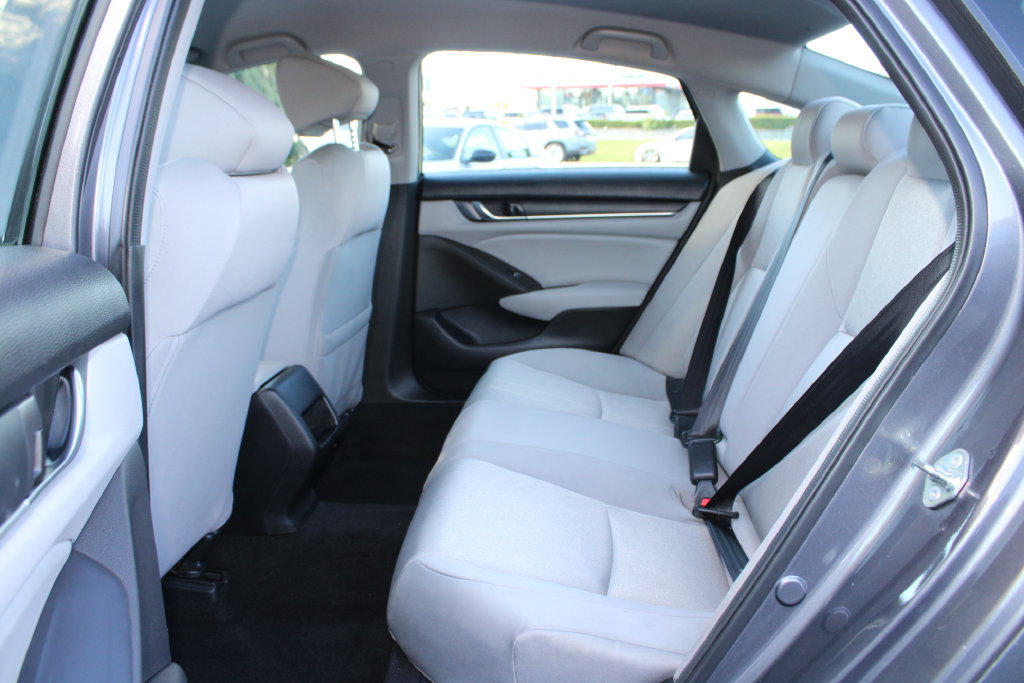 Used 2018 Honda Accord LX image 14