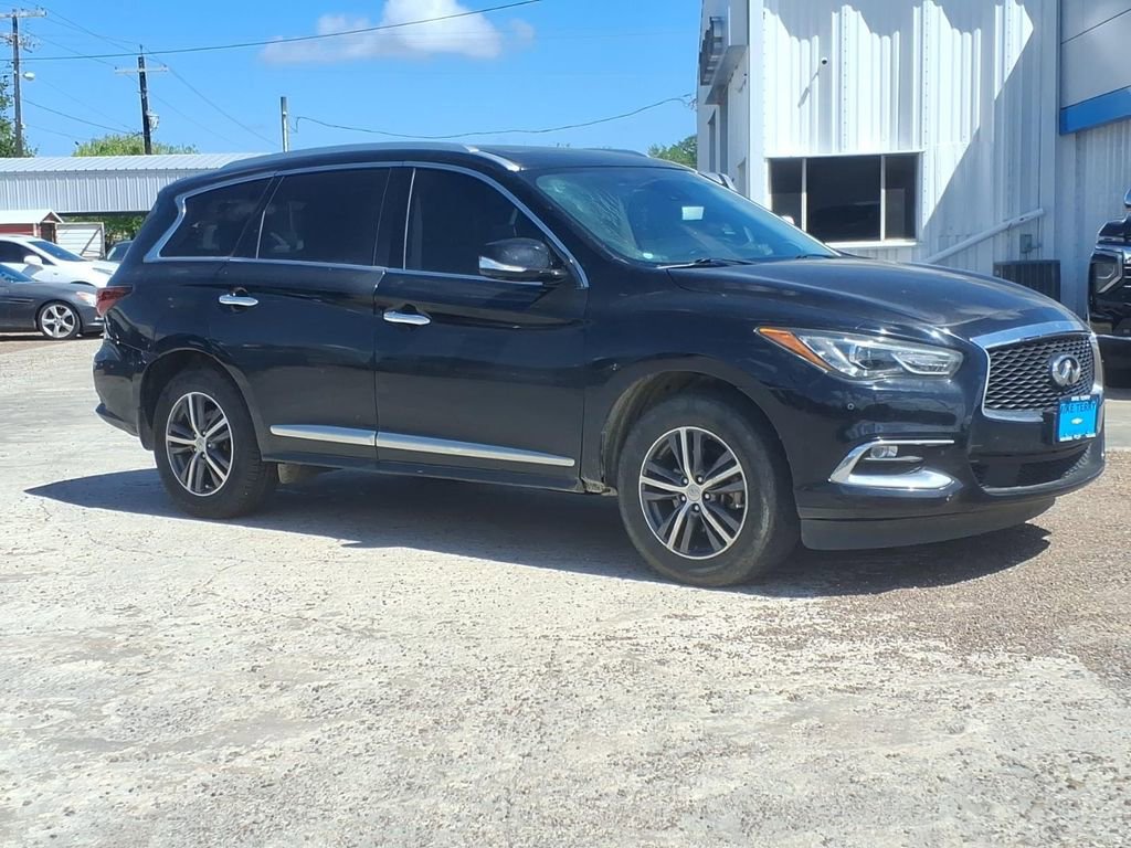 Used 2019 INFINITI QX60 Luxe w/ Essential Package image 6