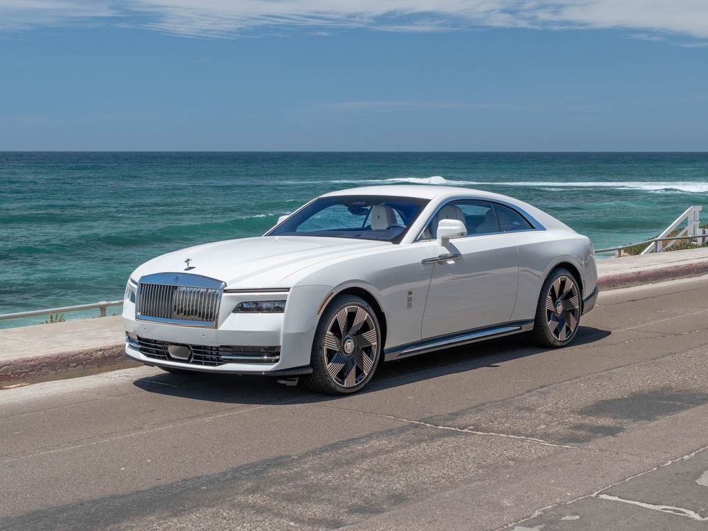 Used 2025 Rolls-Royce Spectre w/ Spectre Launch Package
