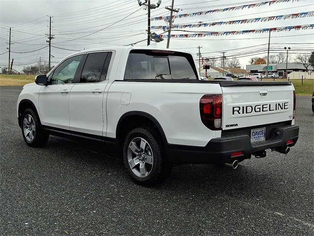 Certified 2025 Honda Ridgeline RTL image 4