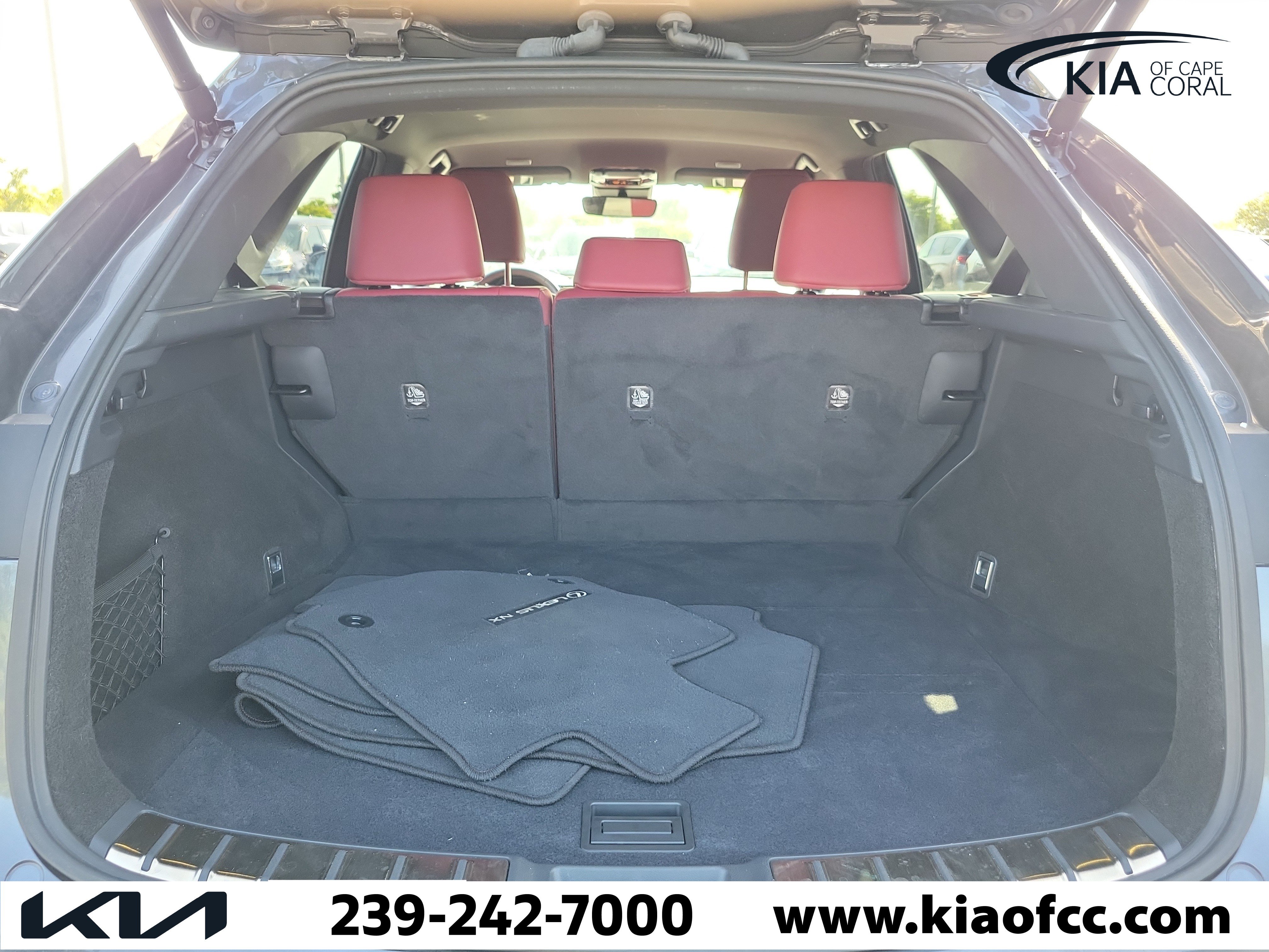 Used 2024 Lexus NX 250 FWD w/ Towing Package (2000 Lbs) image 11