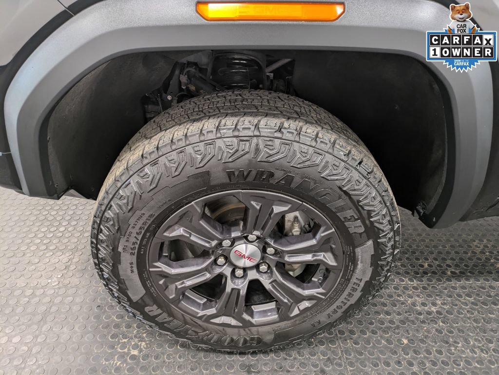 Used 2023 GMC Canyon Elevation w/ Elevation Premium Package AWD/4WD image 7
