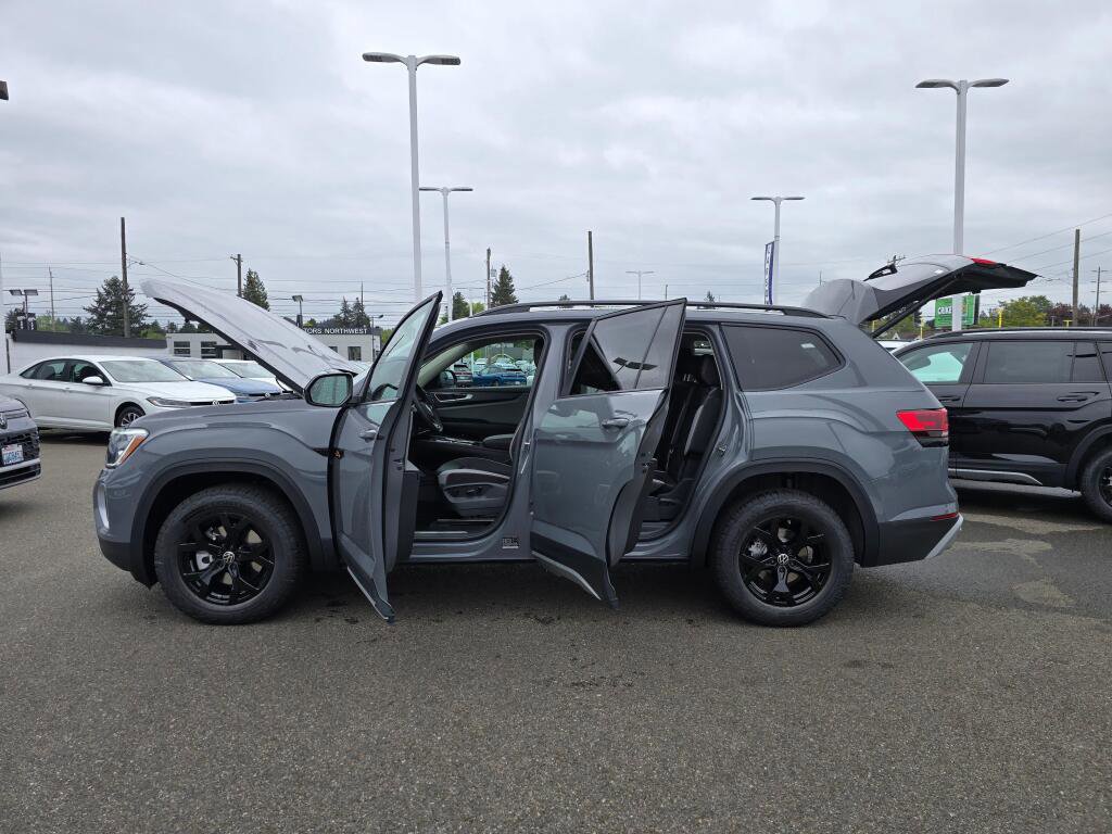 New 2026 Volkswagen Atlas Peak Edition AWD/4WD image 15