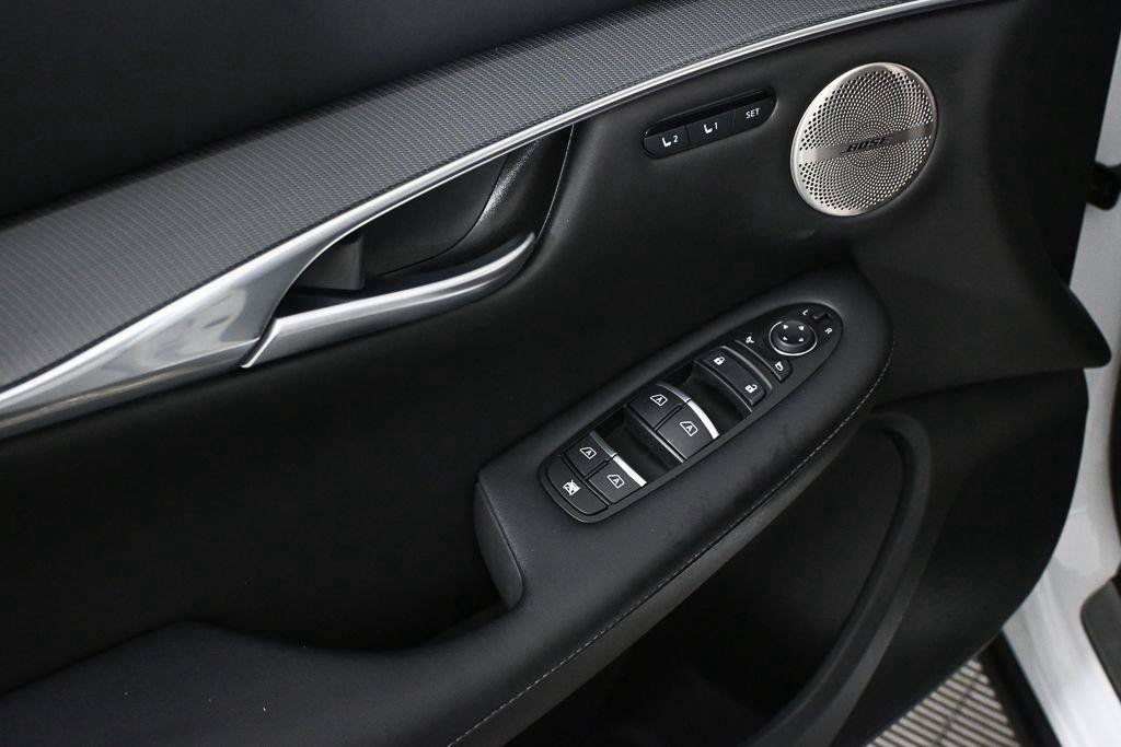 Used 2023 INFINITI QX50 Sport FWD image 9