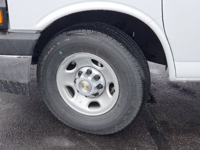 New 2026 Chevrolet Express 3500 w/ Power Convenience Package RWD image 23