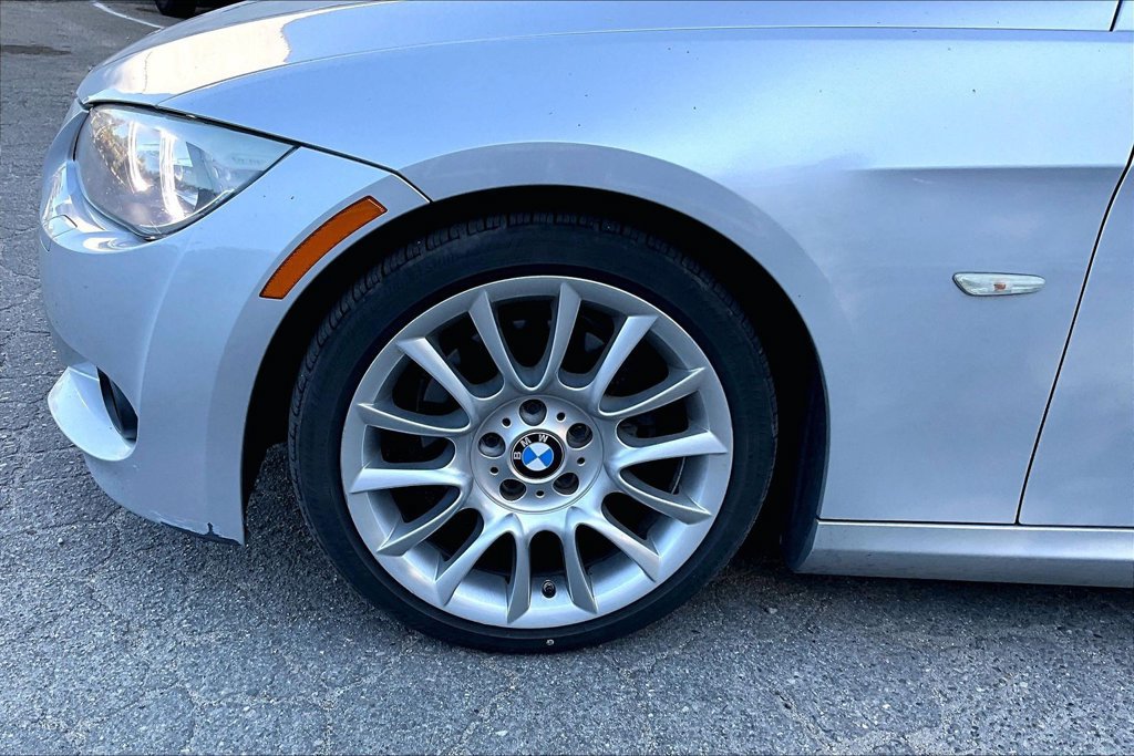Used 2013 BMW 328i Convertible RWD image 7