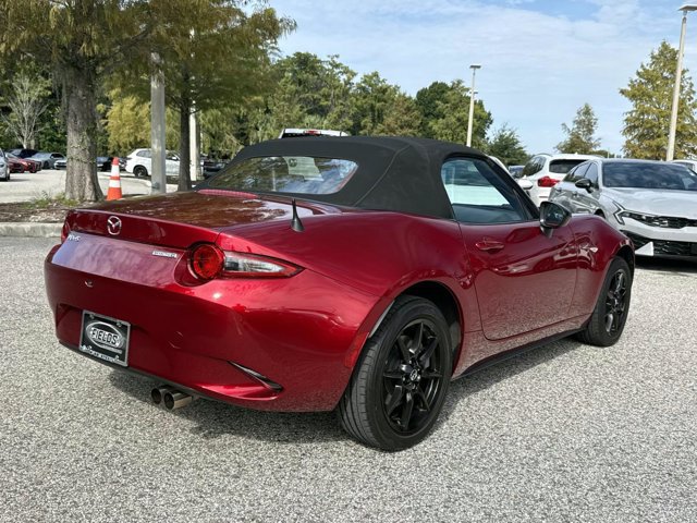 Used 2021 MAZDA MX-5 Miata Sport RWD image 3