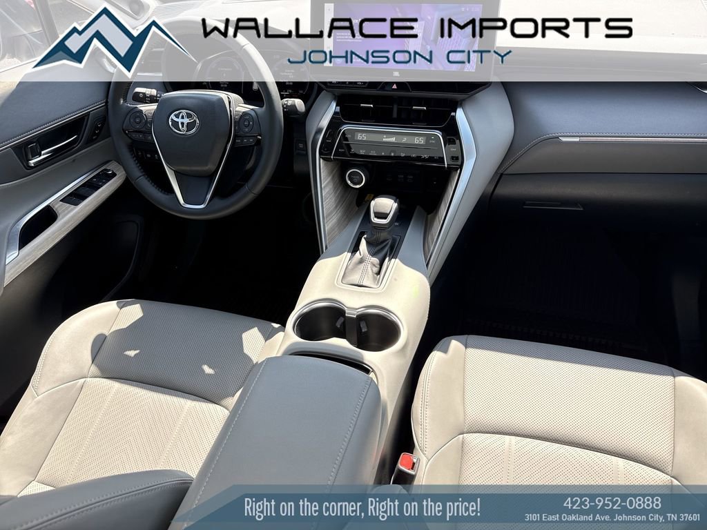 Used 2024 Toyota Venza Limited AWD/4WD image 43