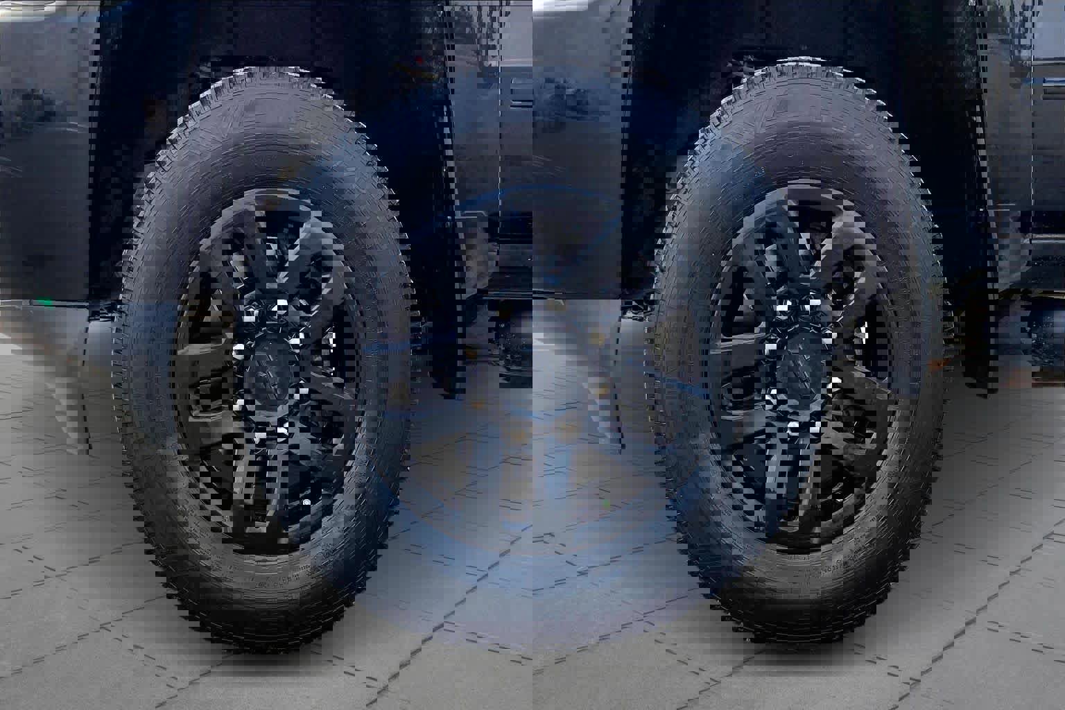 Used 2017 Chevrolet Silverado 2500 LTZ w/ Midnight Edition image 10