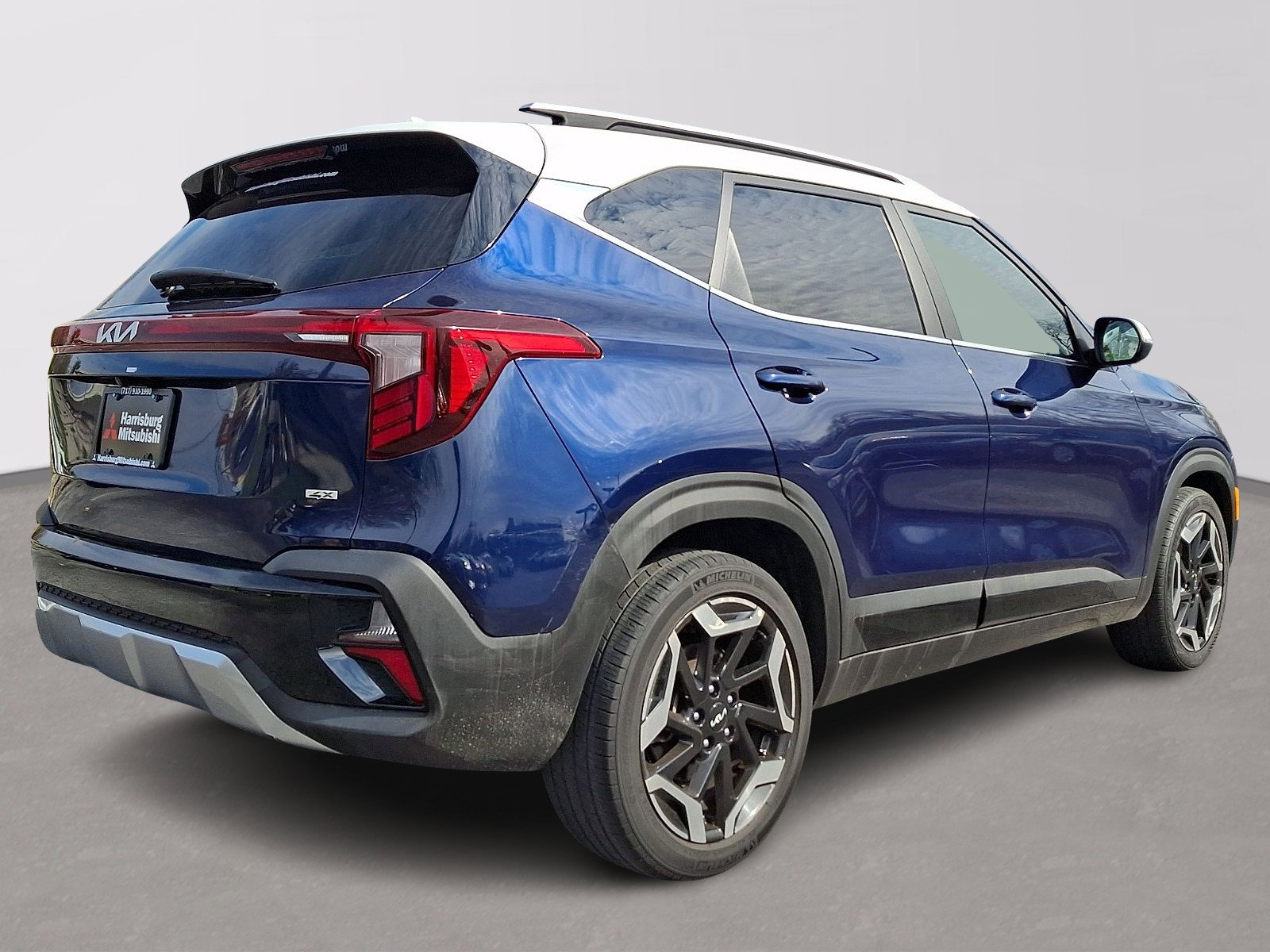Used 2024 Kia Seltos SX AWD/4WD image 6