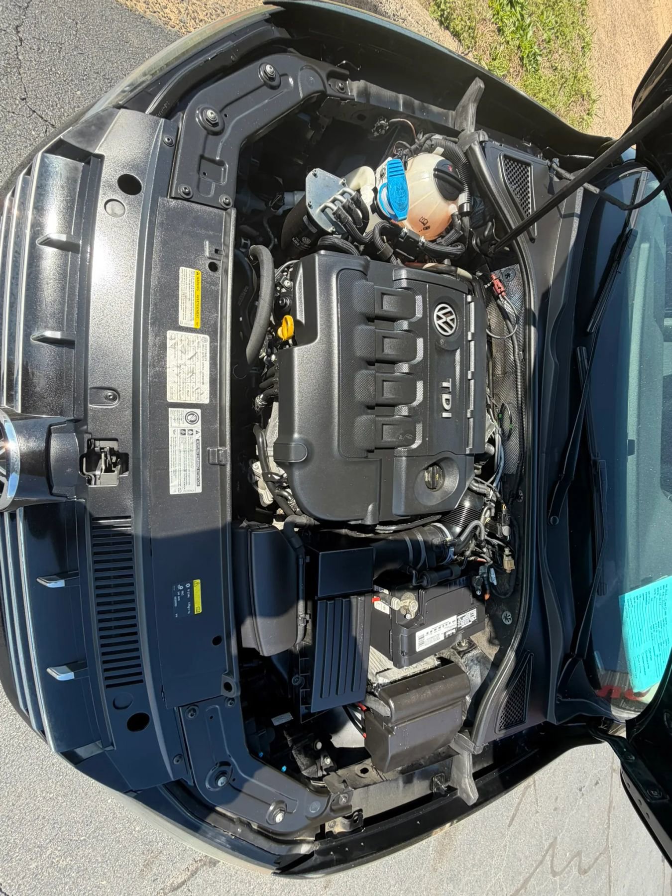 Used 2015 Volkswagen Passat TDI SEL Premium image 26