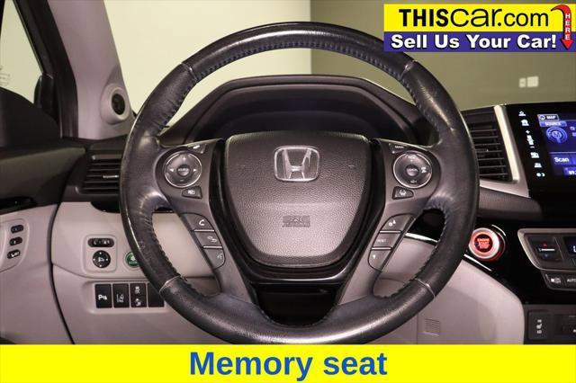 Used 2017 Honda Pilot Touring image 14