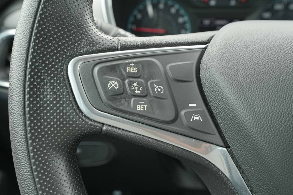 Used 2022 Chevrolet Equinox LS AWD/4WD image 33