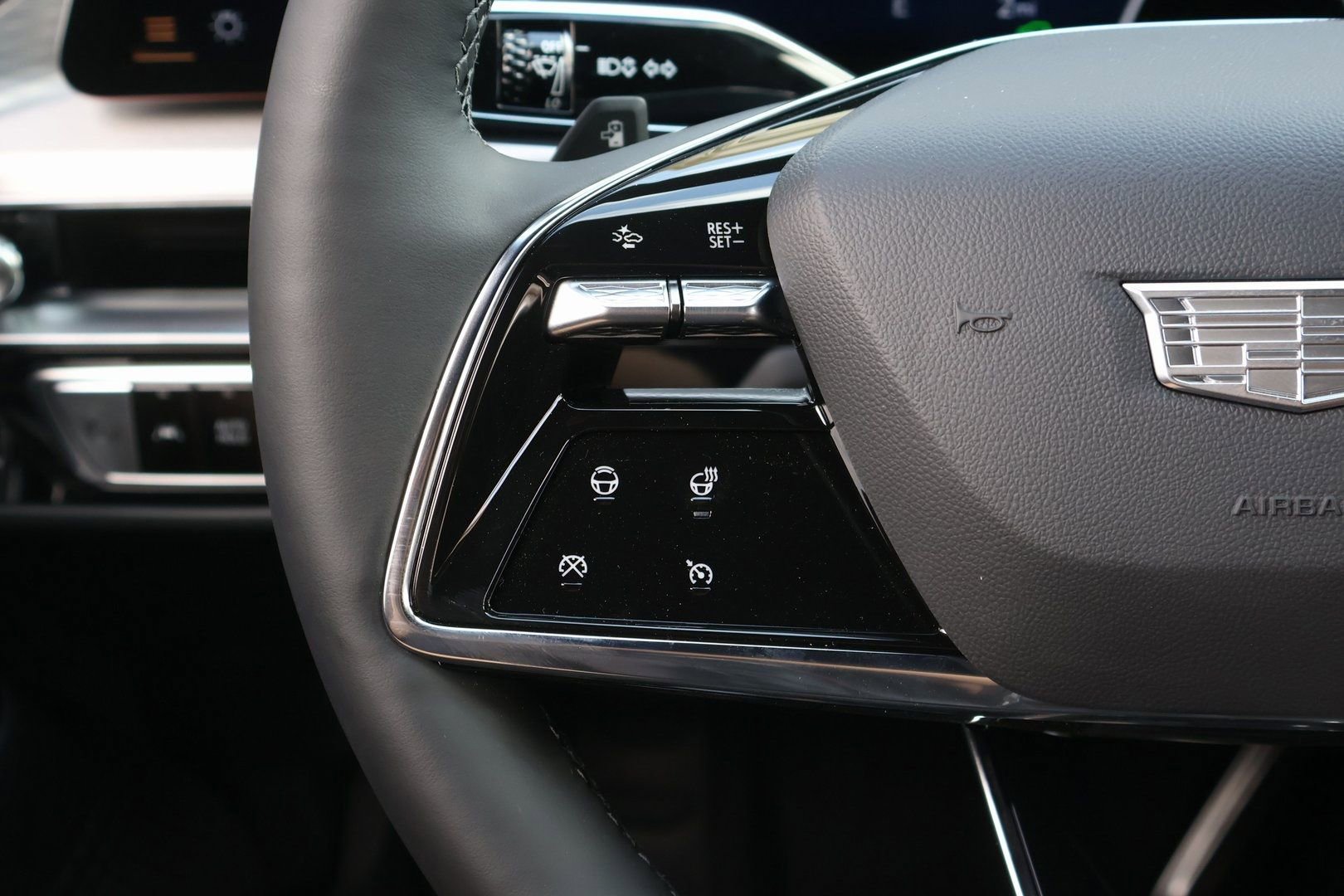 New 2026 Cadillac Lyriq Sport RWD image 22
