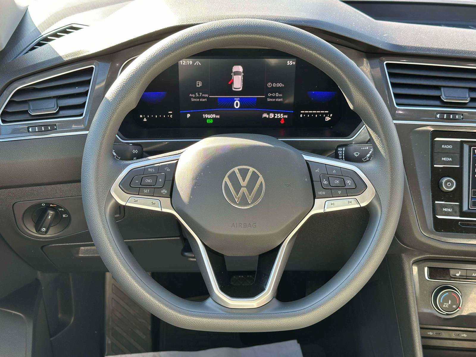Certified 2023 Volkswagen Tiguan S AWD/4WD image 11