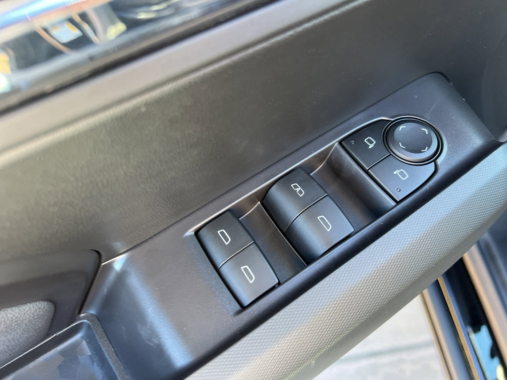 New 2026 GMC Canyon Elevation image 12