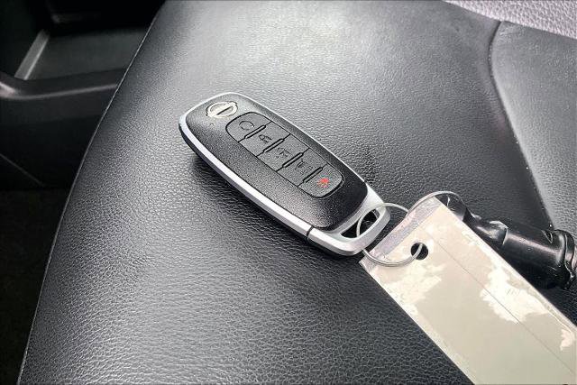 Certified 2023 Nissan Pathfinder SL w/ Black Appearance Package image 14