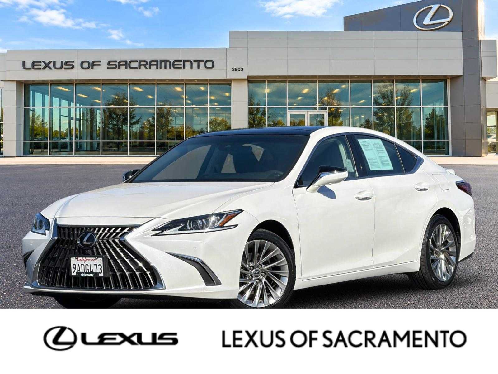 Used 2022 Lexus ES 350 w/ Accessory Package 2
