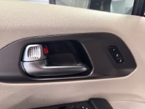 Used 2023 Chrysler Pacifica Touring-L FWD image 31