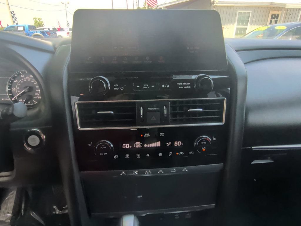 Used 2021 Nissan Armada SV AWD/4WD image 17