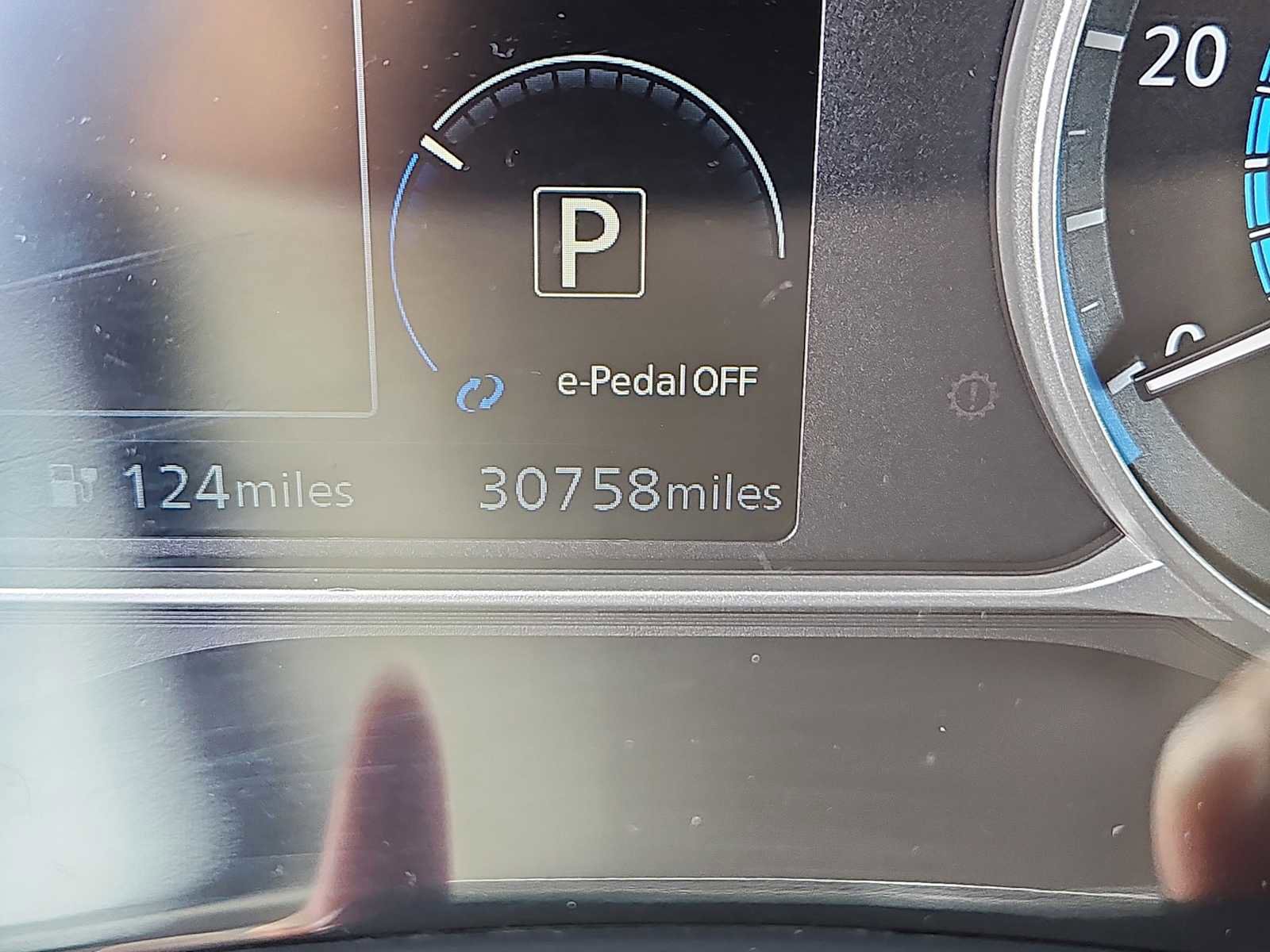 Used 2022 Nissan Leaf S image 13