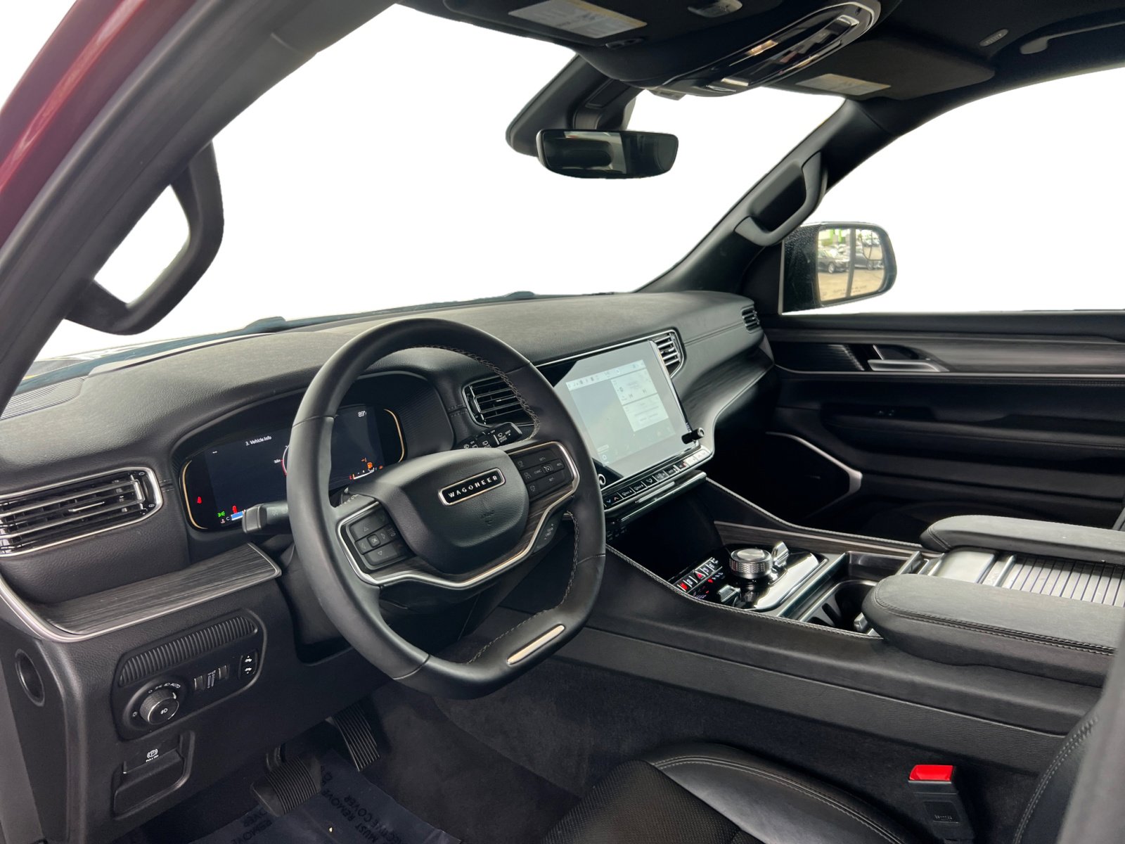 Used 2024 Jeep Wagoneer Series III image 9