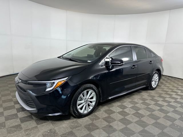 Used 2026 Toyota Corolla XLE image 7