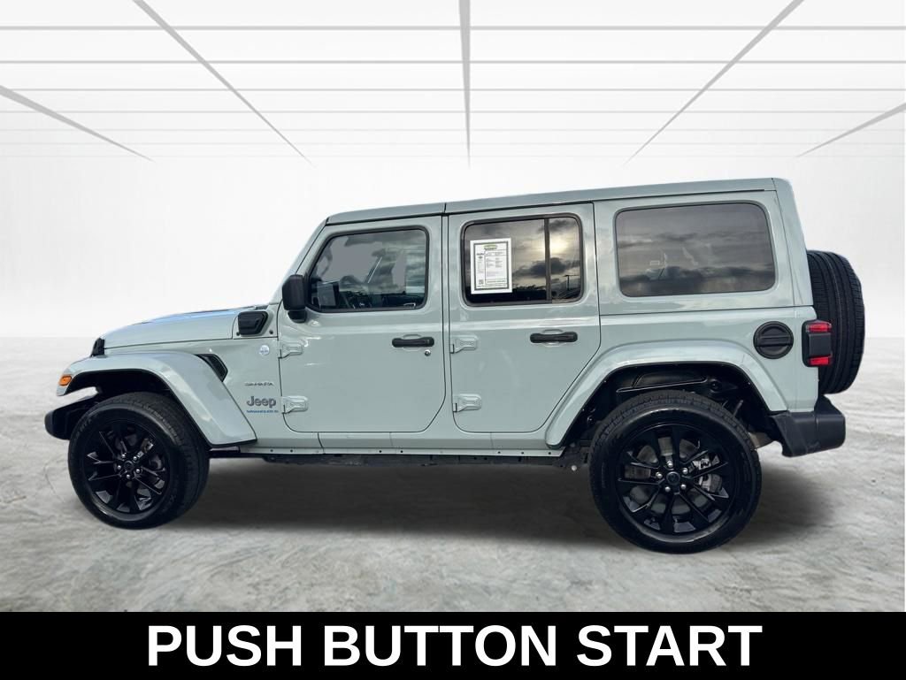Used 2024 Jeep Wrangler Unlimited Sahara AWD/4WD image 8