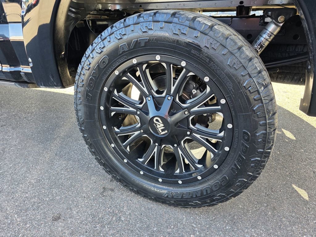 Used 2018 Ford F150 Limited w/ Trailer Tow Package image 9