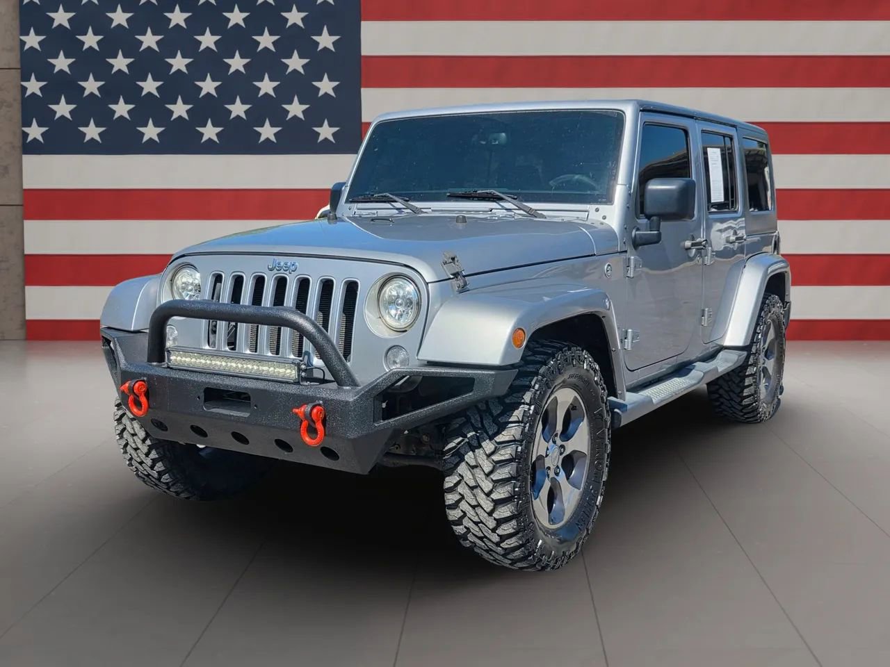 Used 2016 Jeep Wrangler Unlimited Sahara w/ Connectivity Group image 3