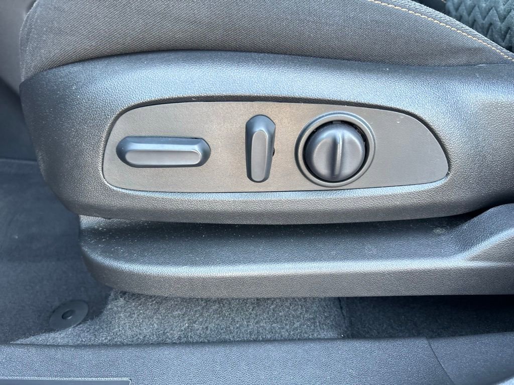 Used 2022 Chevrolet Equinox LT image 14