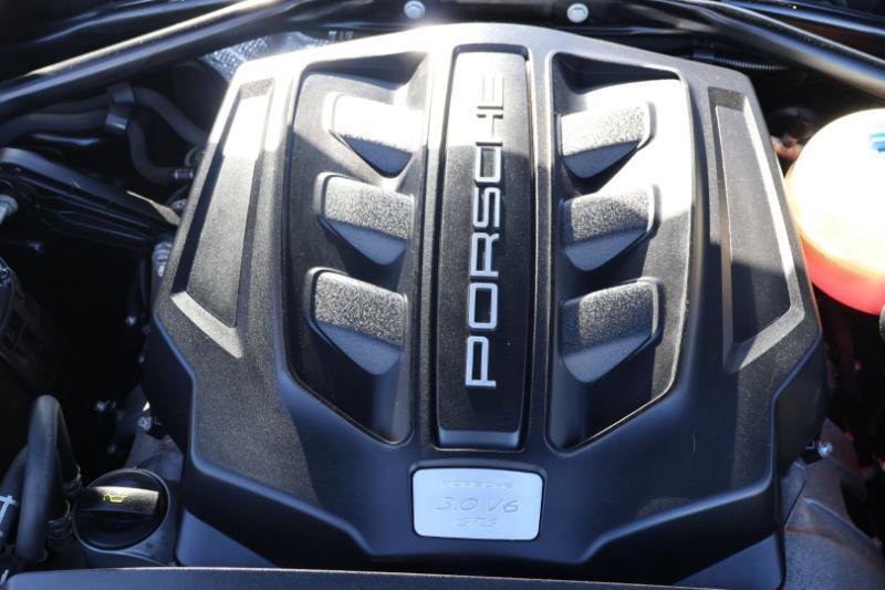 Used 2017 Porsche Macan GTS image 13