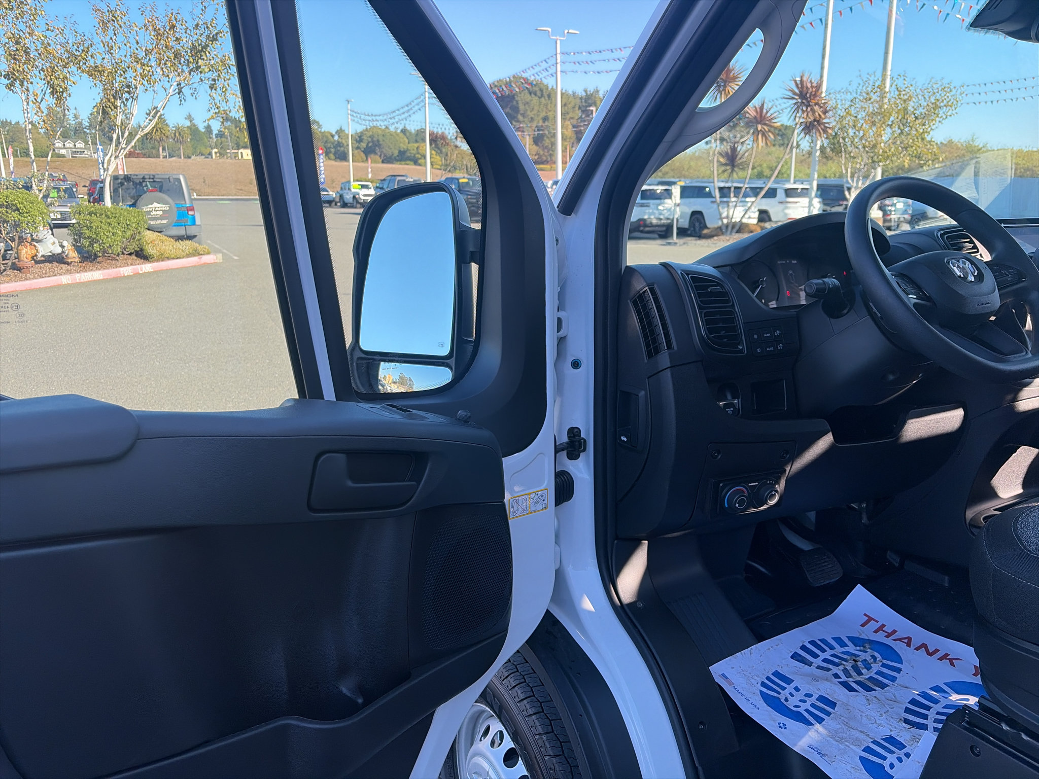 New 2026 RAM ProMaster 2500 w/ Convenience Group FWD image 4