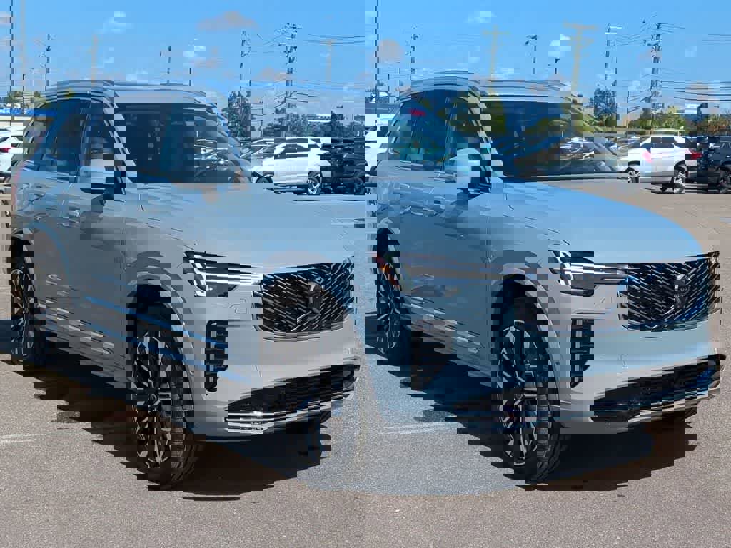 Used 2026 Volvo XC90 B6 Plus w/ Protection Package Premier image 8